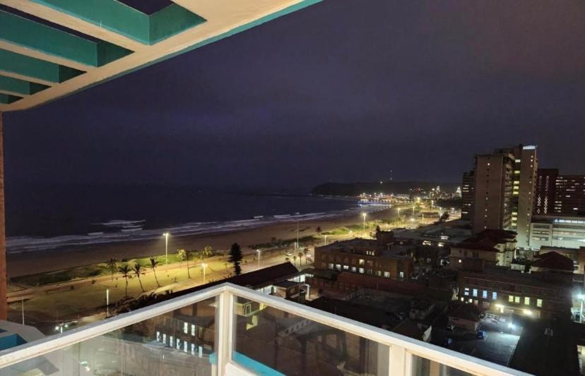 10 South Ocean Views Apartment Durban Exterior photo